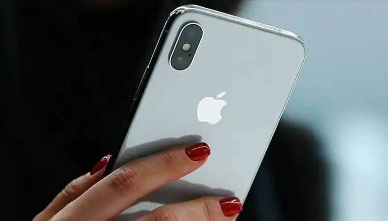 iPhone Kullanıcılarını Şoke Eden Güvenlik Açığı: Banka Bilgileri Tehlikede!