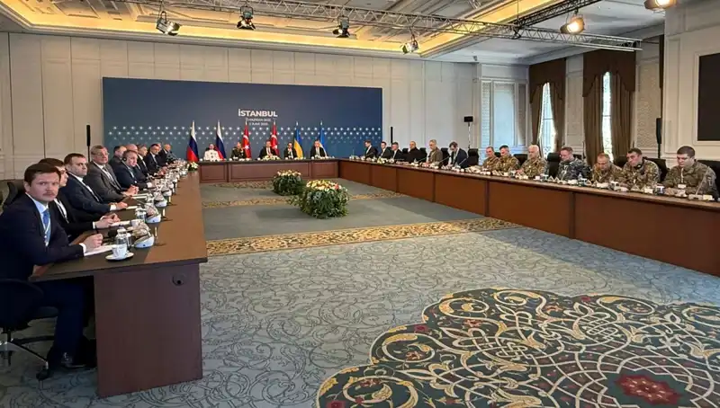 İstanbul'da Barış Zirvesi: Putin ve Trump Arasındaki Oyun Ne Anlama Geliyor?