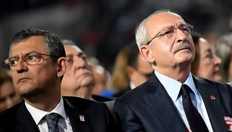 CHP Kurultayı Öncesi Merak Uyandıran Gelişmeler: Kılıçdaroğlu Aday Olacak mı?