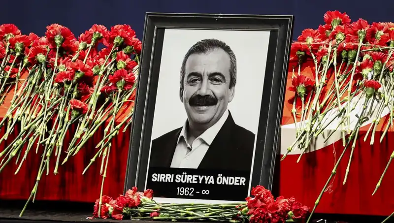 Meclis’te Sırrı Süreyya Önder Anması: Hatıralar ve Mesajlar