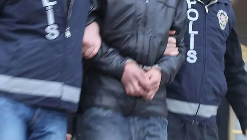 Kütahya'da Uyuşturucu Operasyonu: 5 Kişi Tutuklandı ve Şok Detaylar Ortaya Çıktı