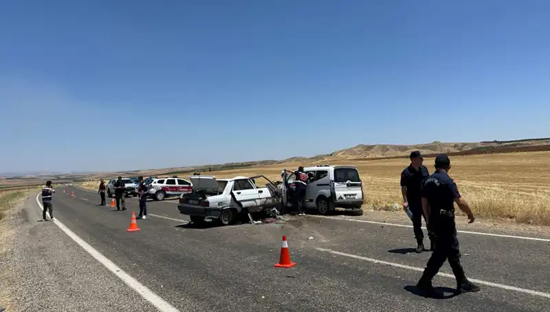 Adıyaman’da Feci Kaza: 4 Kişinin Hayatı Son Buldu