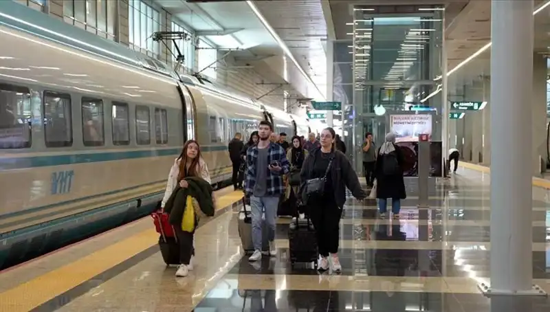 Yüksek Hızlı Tren Seferlerine Ek Düzenleme Geliyor!