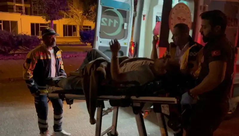 Polisten Kaçmaya Çalışan Genç, Hayatını Sıranın Uçurum Kenarında Kurtardı