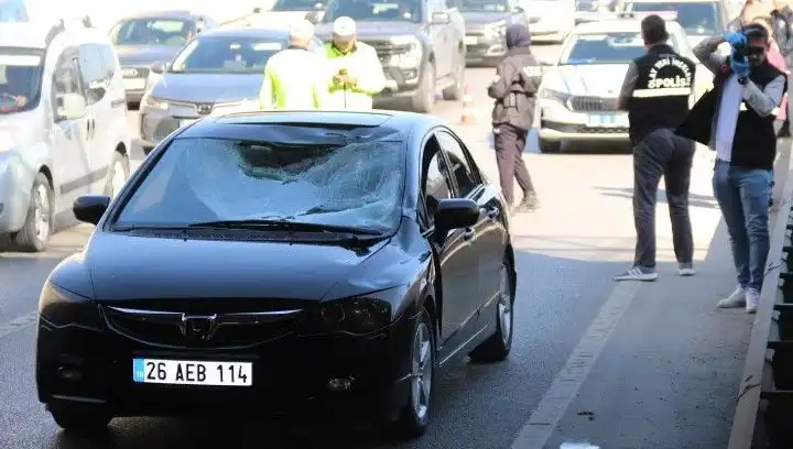 Polis Kimlik Sorduktan Sonra Köprüden Atlayan Genç İnanılmaz Bir Kazaya Sebep Oldu
