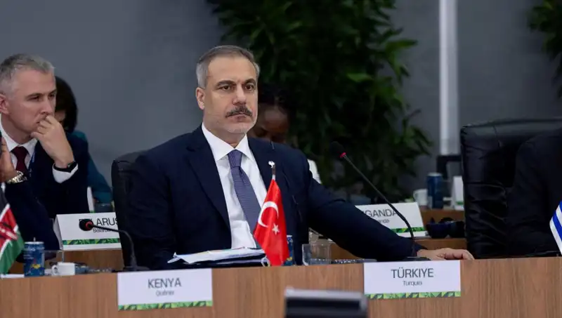 Bakan Fidan'dan BRICS Zirvesi'nde Kritik Yapay Zeka Açıklaması