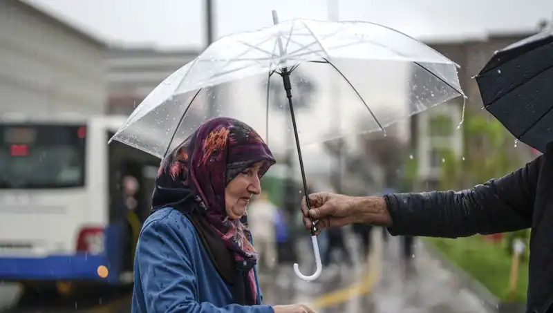 Türkiye genelinde gök gürültülü sağanak yağışlar uyarısı yapıldı