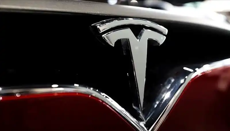 Tesla'nın FSD Yazılımı İçin Umutlar Tükeniyor mu? Ucuz Model Tartışmaları Sürüyor