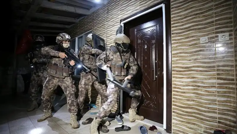 Türkiye’de 6 Suç Örgütüne Dev Darbe: 158 Şüpheli Yakalandı!