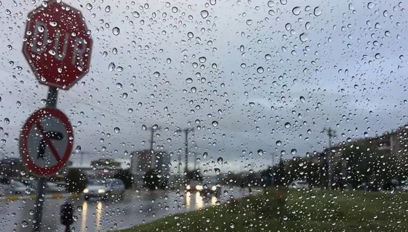 Beklenen Yağışlar Geldi: Meteoroloji 7 İlde Sağanak Uyarısı Yaptı