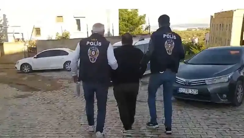 Balıkesir'de Dolandırıcılık Operasyonu: 4 Şüpheli Tutuklandı!