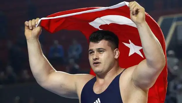 Milli Güreşçi Rıza Kayaalp'e Şok Cezası: 4 Yıl Men Ceza Verildi!