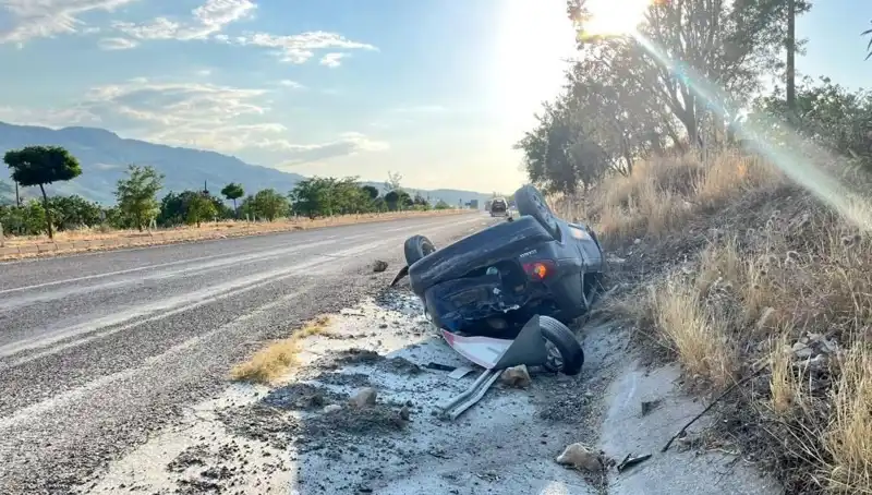 Adıyaman'da Feci Kaza: Otomobil Takla Attı, Yaralılar Hastanede!