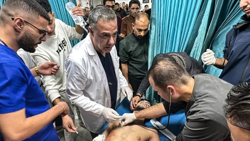 İsrail’in Alıkoyduğu Filistinli Hastane Müdürü Sağlık Durumu ile Endişelendiriyor