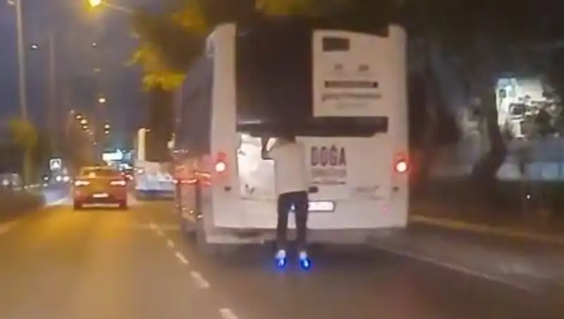 Patenle Trafikte Tehlikeli Yolculuk: Gençlerin Riskli Macerası