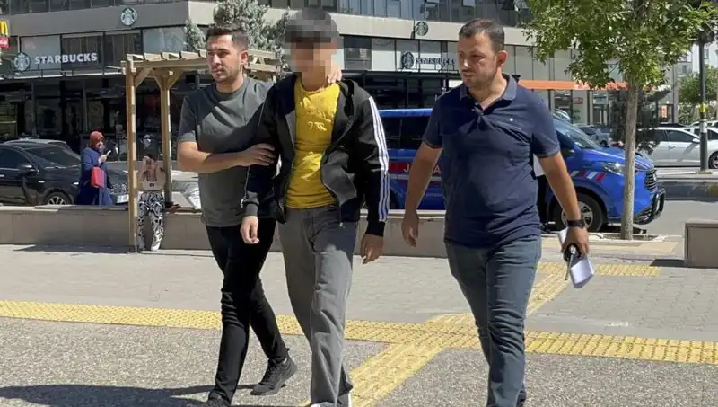 Kardeşler Arasındaki Tartışma Kanlı Sonuçlandı: Ağabey Bıçaklandı