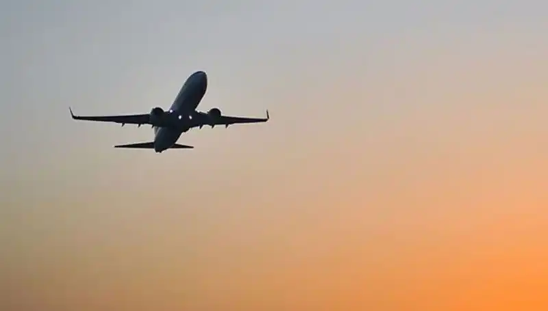 İstanbul'a Uçuşlar Yeniden Başlıyor: THY ve Pegasus Hava Yolları
