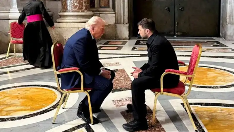 Zelenski, Trump ile En Etkili Görüşmesini Vatikan'da Yaptı