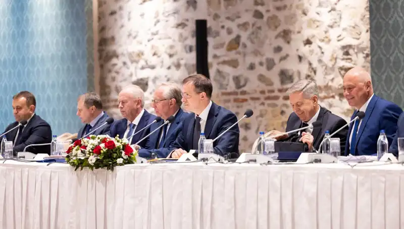 Putin ve Zelenski Arasında İleriye Dönük Anlaşma İçin Kremlin’den Beklentiler