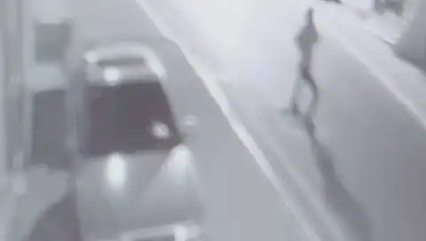 Sokak Ortasında Patlatılan El Yapımı Patlayıcı Korku Dolu Anlara Neden Oldu