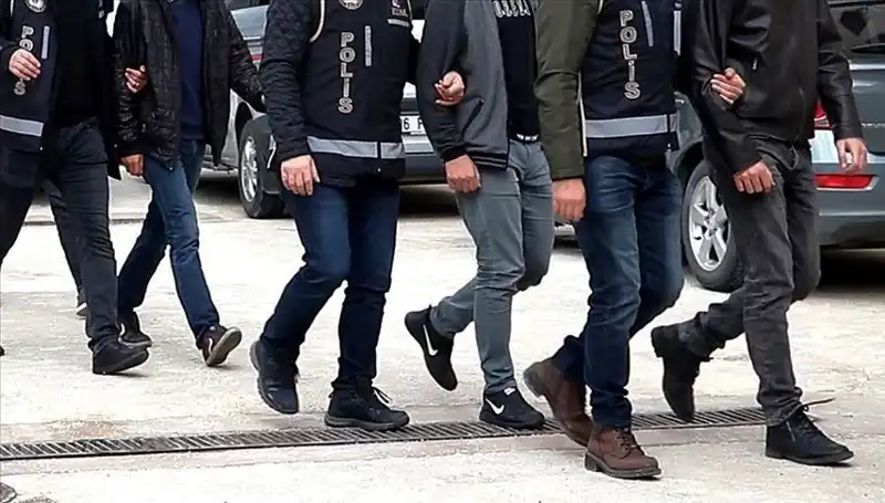 Ankara ve Antalya’da Büyük Operasyon: 20 Şüpheli Fuhuş ve Gasp Suçundan Yakalandı