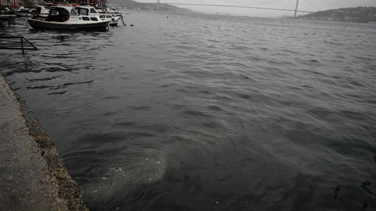 Üsküdar'da Kirliliğe Neden Olan Kanalizasyon Suyu
