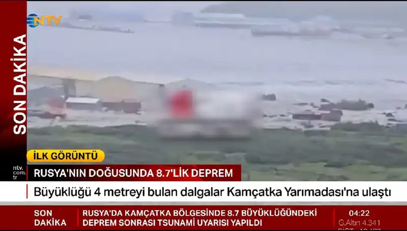 Kamçatka Kıyılarında Tsunami Alarmı: İlk Dalgalar Sahil Çizgisini Vurdu