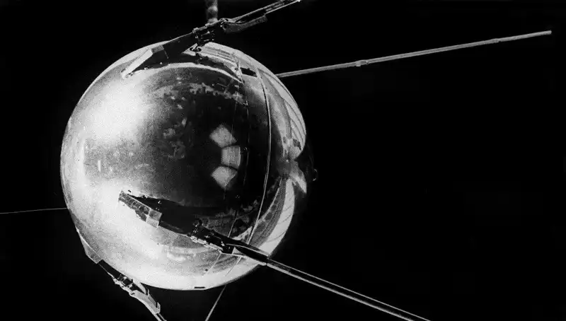 1972'de Fırlatılan Sovyet Uzay Aracının Kontrolsüz Dünyaya Düşüşü Neyi İfade Ediyor?