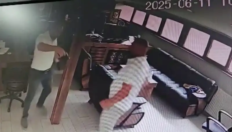 Alacak Verecek Kavgasında Kanlı Son: İş İnsanı Hayatını Kaybetti
