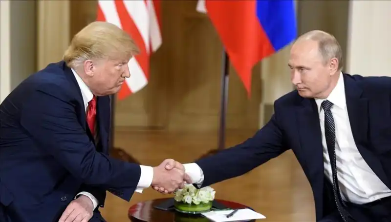 Kremlin'den Sıra Dışı Açıklama: Putin, Trump ile Görüşmeye Hazır!