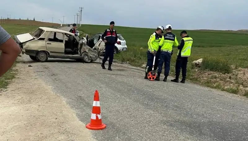 Genç Kız Annesine Gitmek İçin Yola Çıkarken Hayatını Kaybetti