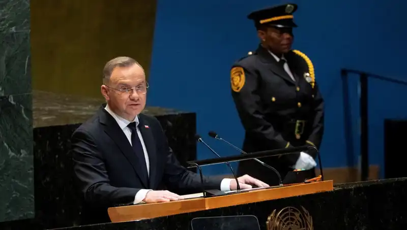 Polonya Cumhurbaşkanı Duda'dan Çarpıcı Açıklama: ABD Nükleer Silahları Polonya'ya Yerleştirsin!