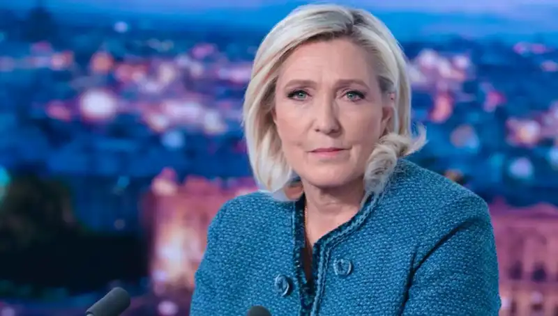 Fransızların Vizyonu: Le Pen'in Siyaset Yasağı Adalet Mi?