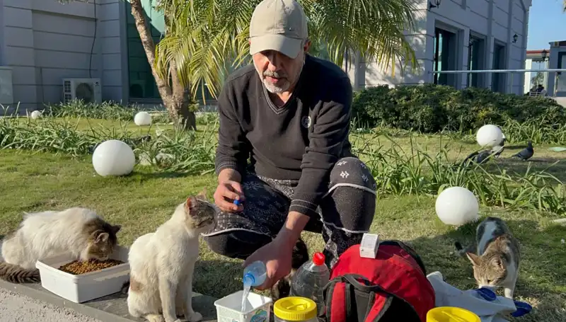 59 Yaşındaki Adamın Gündelik Yürüyüşü, Merhamet ve Cesaretle Dolu Bir Hikaye