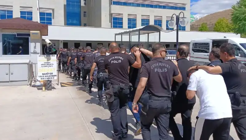 Ankara'daki Tehdit ve Haraç Çetesi Çökertildi: Olayın Arkasındaki Avukatlar Kim?