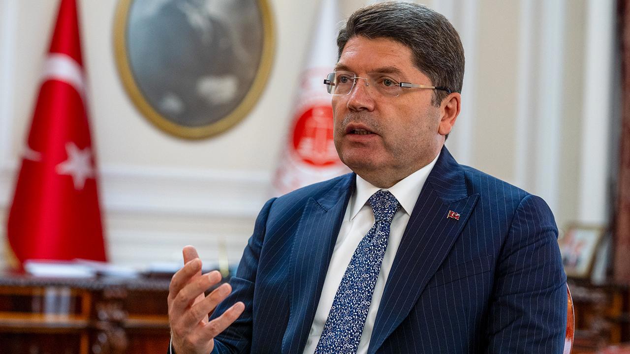 Bakan Tunç'tan Sert Açıklama: Yargı Mensuplarına Yönelik Tehditler Kınandı