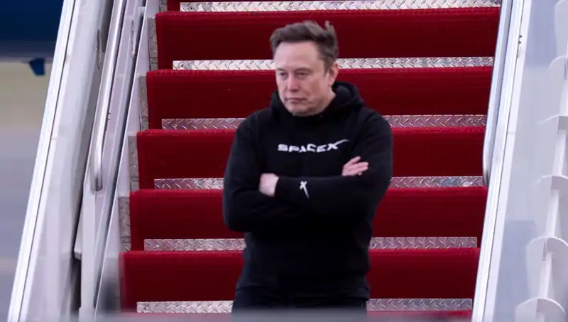 Elon Musk'ın Avukatlarından Şaşırtan Savunma: "Bilgisayar Kullanmadığına Dair İddialar"