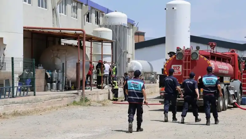 Elazığ'daki Gaz Dolum Tesisinde Şok Patlama: Ciddi Yaralanmalar Var