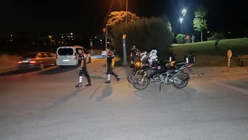 Parkta Kavga: 14 Yaşındaki Çocuğun Bıçaklanması Şehirde Şok Yarattı