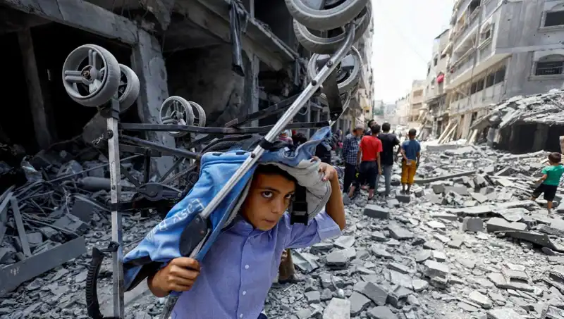 İsrail'de İç Çatışma: Gazze'nin Yıkımını Durdurun!