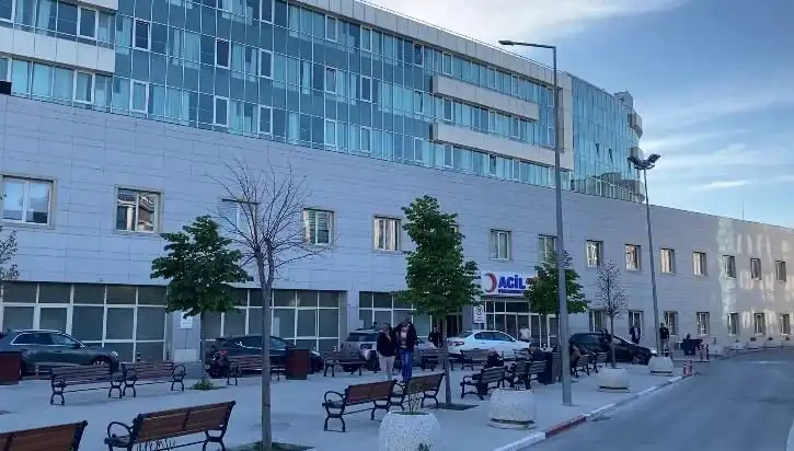 Beylikdüzü Devlet Hastanesi'nde dehşet anları! Silahlı saldırı paniği