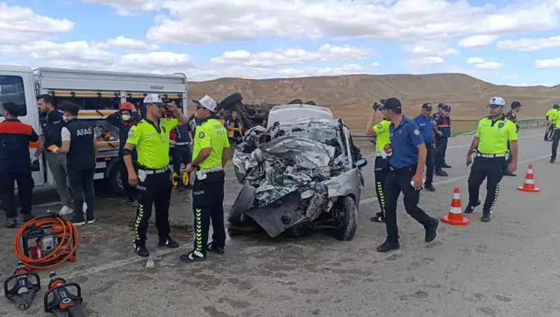 Yozgat'ta Dehşet Anları: 3 Can Kaybı ve 2 Yaralı ile Feci Kaza