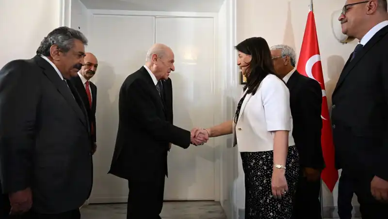 MHP Lideri Bahçeli, DEM Parti Heyeti ile Tarihi Görüşme Gerçekleştirdi