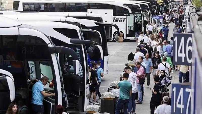 İstanbul'u Terk Edenlerin Sayısı 369 Bin 453'e Ulaştı!