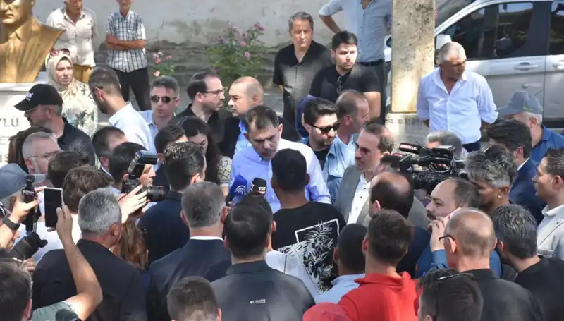 Türkiye Yangınları: 8 İlde 1168 Bina Zarar Gördü, Bakan Kurum Açıklama Yaptı