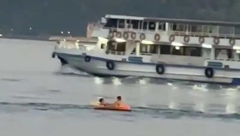 Sarıyer'de İki Çocuğun Denize Açılması: Macera ve Tehlike İç İçe