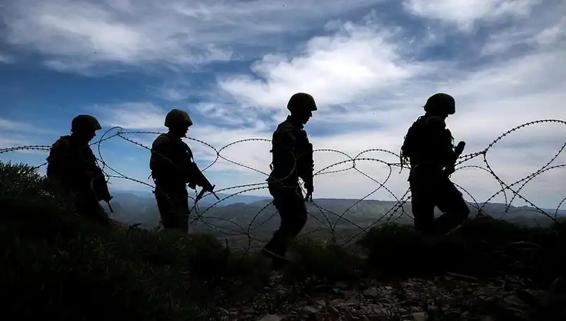 Düzensiz Göçmen Operasyonları: İki İlde 32 Kişi Yakalandı