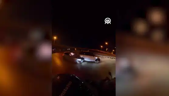 Kadıköy'de Trafik Kazası Kask Kamerasında: O Anlar Anbean Kaydedildi!