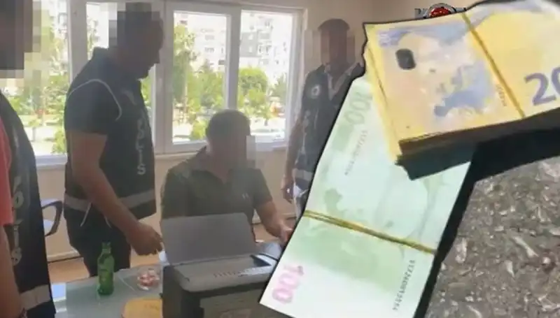 Antalya'da Rüşvet Operasyonu: Yetkililere Suçüstü Baskın Gerçekleştirildi