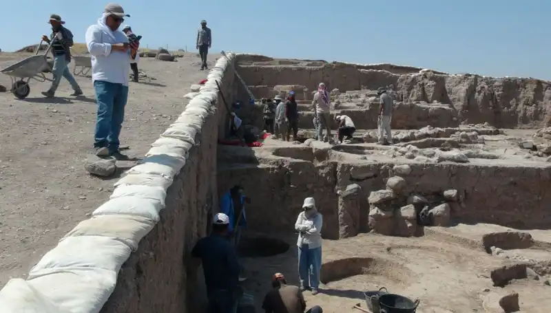 Kilis Oylum Höyük'te Sıcak Havaya Rağmen Kazılar Tüm Hızıyla Devam Ediyor